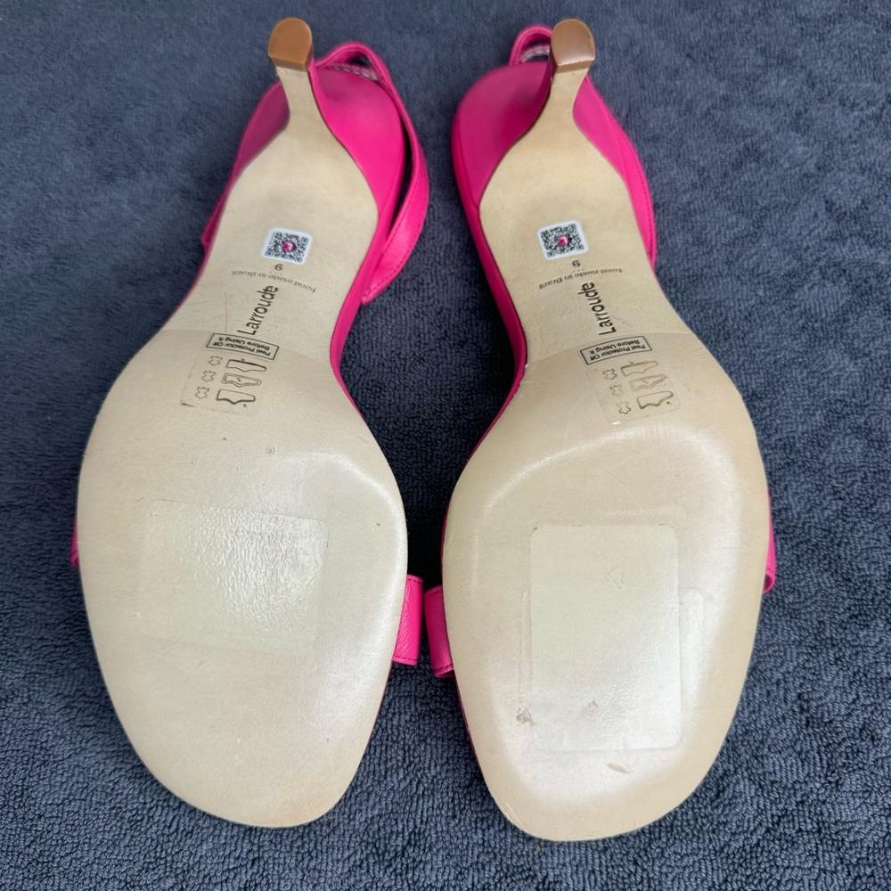 Larroudé Hibiscus Slingback Sandal
Magenta Size 9 - Picture 9 of 9